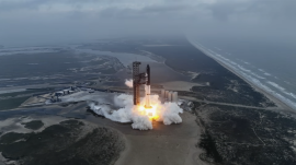 (Spacex.com) (Spacex.com)