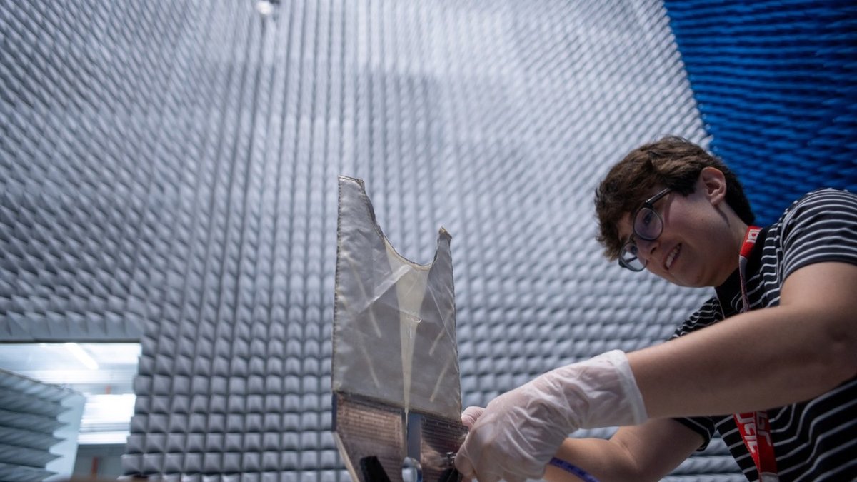 A radar engineer works on a test antenna for the SkyFall mission’s ground-penetrating radar in the electromagnetic interference chamber at JPL. (Nasa.gov) A radar engineer works on a test antenna for the SkyFall mission’s ground-penetrating radar in the electromagnetic interference chamber at JPL. (Nasa.gov)