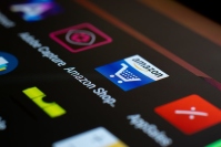 Amazonはスポンサープロダクトの配信先にクリエイターコンテンツを追加した。(Photo: Sagar Soneji)