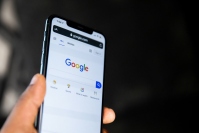 Photo by Solen Feyissa on Unsplash