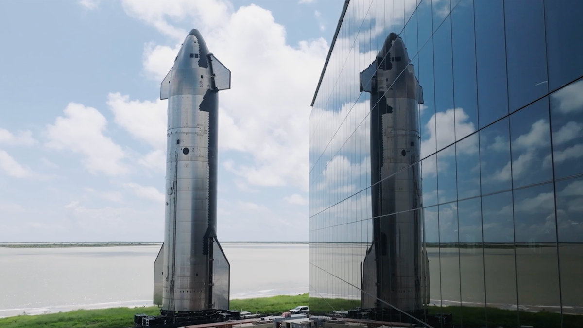 (Spacex.com)