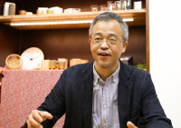 日本の伝統と歴史を誇る工芸品の販売に特化したEC事業を展開。売上の1％を工芸産地へ寄付するプロジェクトも開始しました。