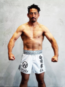 キックボクシング元WMAF世界スーパーウェルター級王者、白須康仁選手