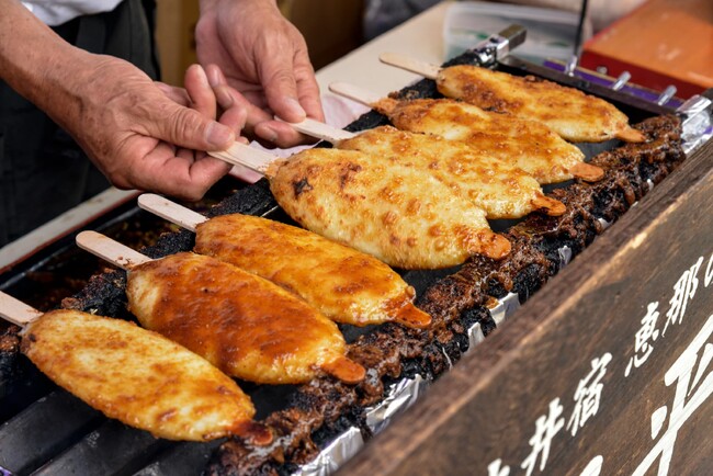 恵那峡温泉ホテル ゆずり葉、地元企業とコラボレーションした夏の心躍るイベントを開催＜五平餅のプレゼント、クラフトビールの販売、バイクの展示など＞