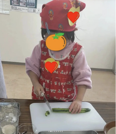 夏休みの子ども料理教室を開催