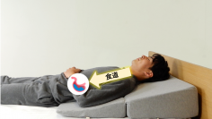 逆流性食道炎対策の新定番！韓国の大手病院で開発された三角枕が、machi-yaにて先行予約販売開始！8月31日まで先行予約受付