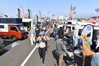 神奈川県下最大級の展示数を誇るキャンピングカーフェア　秋の祭典が川崎競馬場で9月2日・3日に開催！