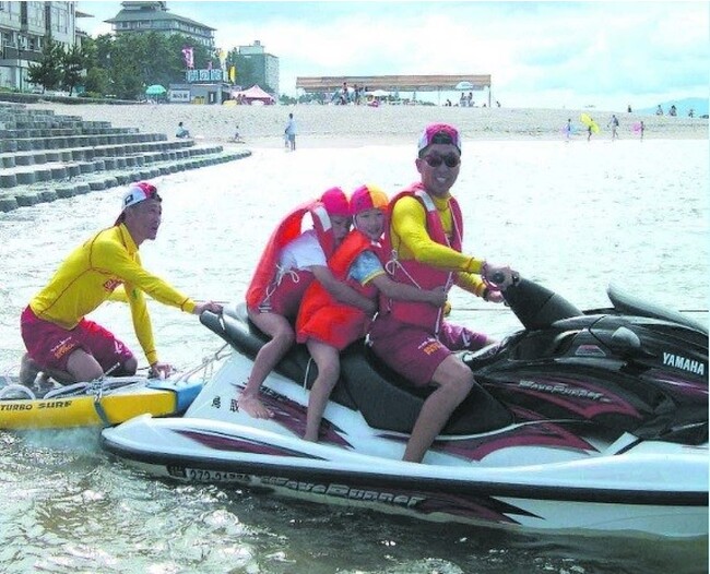 夏休み体験にピッタリ！海のお仕事体験！ライフセーバーに挑戦しよう！【ライフセーバーのお仕事体験】を開催します