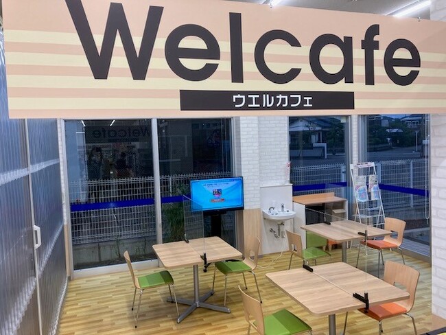 熱中症対策のための避難場所とクーリングシェルターを併せて４４９店舗内の「ウエルカフェ」に設置