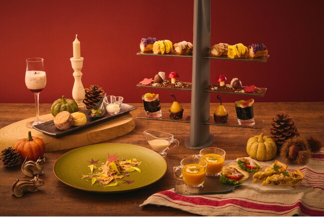 ひんやりミルフィーユや3種のモンブラン食べ比べをご用意！　秋のおいしさ、ぎゅっと閉じ込めました　芋栗南瓜アフタヌーンティー