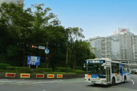 「上菅田東部公園線」を運行する予定の相鉄バス車両（イメージ）