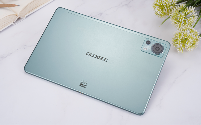 [週末特別セール]限定価格23800円で驚きの2K高画質10.4インチタブレットセール中。（セール時間：8.26-8.27 ）