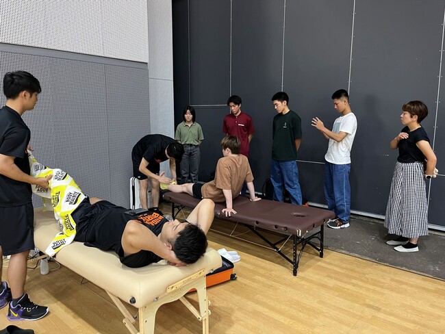 新潟医療福祉大学【開催レポート】高校生対象にスポーツに関わる仕事現場見学　　　　　　　　　　　　バスケットボールチームやスポーツ装具の製作現場など、職場見学イベントを開催しました！
