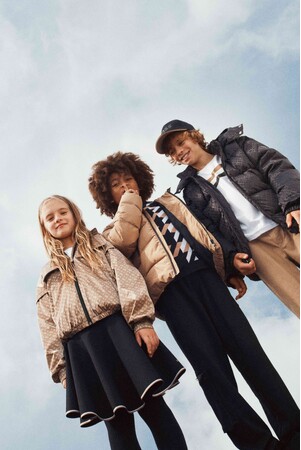 BOSS KIDSWEAR : 日本橋三越にオープン