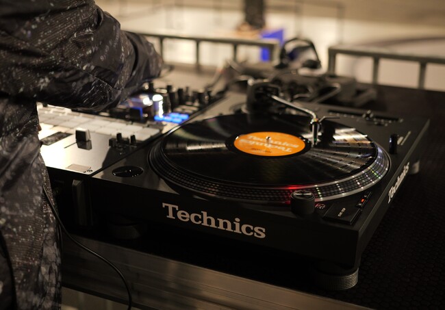Technicsがパリ2024テストイベントを公式DJターンテーブルでサポート ～パリ2024オリンピック競技大会ではブレイキンが新競技として初採用～