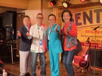 4人合わせて301歳！湯原昌幸がビリー・バンバン菅原 進、夏木ゆたか、せんだみつおとスペシャルステージを披露。かつて銀座三越のイベント会場で腕を競わせていた4人が初集結！