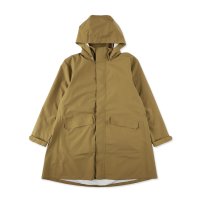 「Marmot(マーモット)」からYouTubeチャンネル《オトナ女子の山登り》を展開するモデルの「山下舞弓(ヤマシタ マユミ)」が商品企画に参加したコラボレーションアイテムが発売となります！