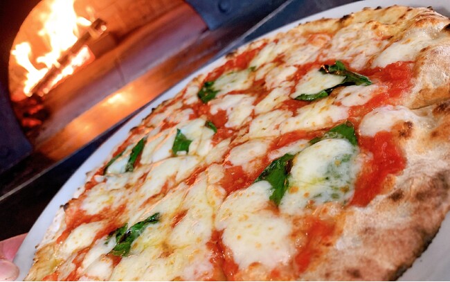 ナポリ発！世界ベストピッツェリア100にランクインした　「Pizza Strada」のメニューがSORA terraceに新登場！