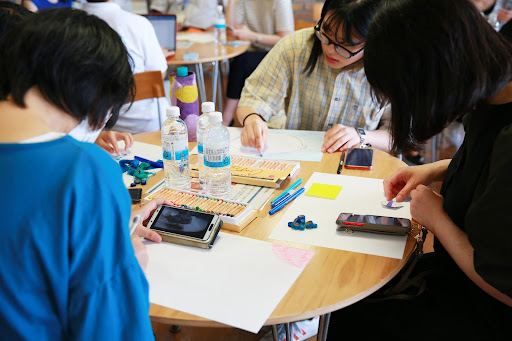 「FUKUレボ演習」では下関市内の学生が考える幼児向け”フク”の学習コンテンツの中間発表会を行います！