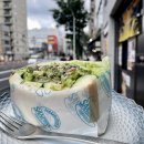 チキブロサンドイッチ 650円 チキブロサンドイッチ 650円