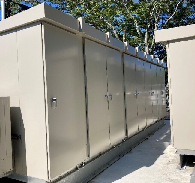 千葉県いすみ市の地域マイクログリッドへ蓄電システムを納入 - LPガス発電機を活用した需給調整力との協調制御