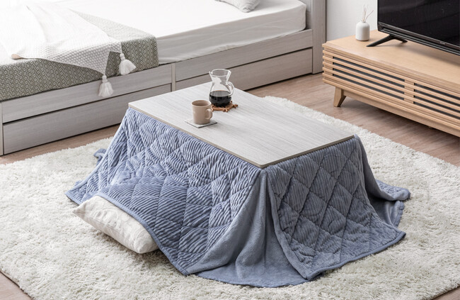 人気のカジュアルこたつセットに“くすみカラー”が新登場!オールシーズン使えるコンパクトなこたつで冬支度を！