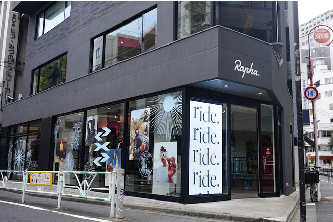 サイクリングウェア Rapha(ラファ)の旗艦店が渋谷キャットストリート「J529」にてオープン!