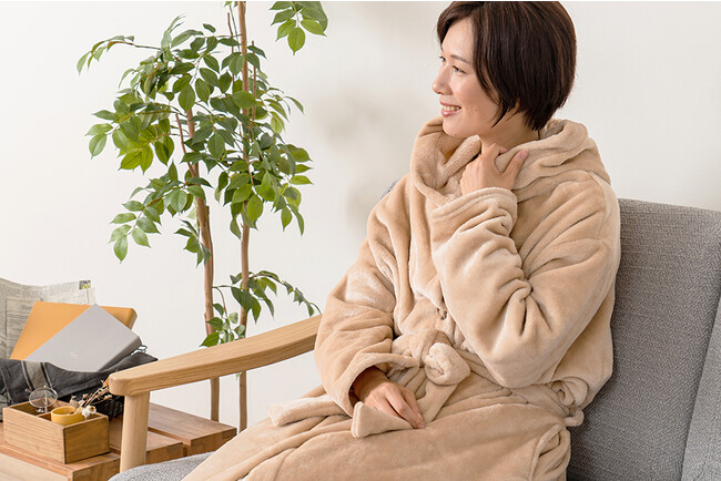 ヒーターいらず。頭からくるぶしまで、全身温かく包む「着る毛布」をmottole（モットル）より新発売。