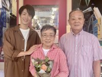 真田ナオキが老舗レコード店ミヤコの営業最終日に訪店、感動と感謝！