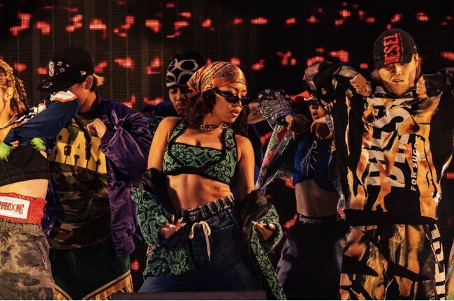 世界的ダンサーRIEHATAが3万人の大観衆を歌、ダンス、ラップで魅了！Queen Of SWAGを証明。THE HOPE 2023に出演後、平野紫耀のインスタグラムにも登場し話題に。