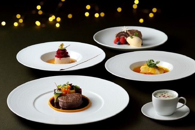 4日間限定コース!開放感溢れるアトリウム空間で美食を楽しむ「SORAEのクリスマスディナーコース」