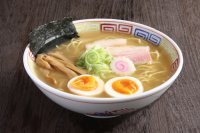 ラー博史上最大のプロジェクト「あの銘店をもう一度」第23弾　気仙沼特産の「秋刀魚の香油」がアクセント　宮城・気仙沼「かもめ食堂」