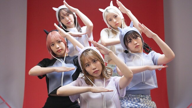 三年間一度も耳から離れなかった幻のデモ曲がついに音源化！“キュリアス・イン・ザ・モーニング”MV公開！