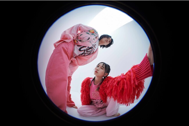 YOASOBI、TVアニメ『葬送のフリーレン』オープニングテーマ「勇者」が本日配信リリース！さらに、本日23:00にMusic Videoをプレミア公開＆「勇者」の楽曲用原作小説『奏送』を公開！