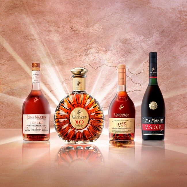 秋冷な風を感じながらスペシャルカクテルを楽しめる『REMY MARTIN POP UP BAR』が渋谷に出現！