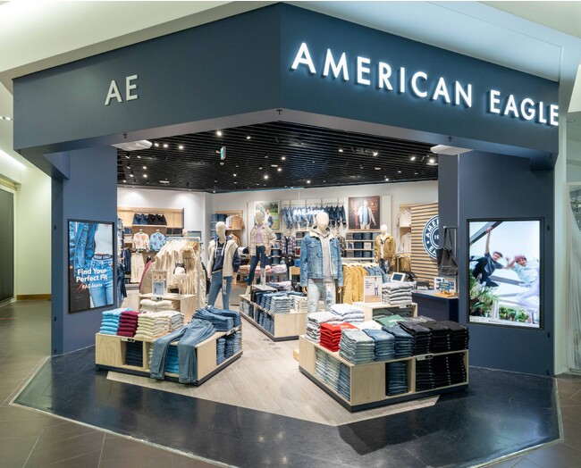 American Eagleが東急プラザ表参道原宿にオープン!