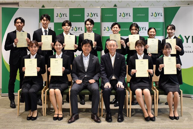 J-オイルミルズ、2024年度 新卒者内定式を開催　4年ぶりの製菓研修に内定者12名が参加