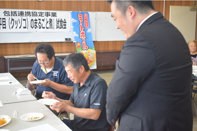 熊本県玉名郡長洲町×石井食品の子どもの未来を想う目線から生まれた『長洲町産舌平目(クッゾコ)のまるごと煮』の開発関係者と「試食交流会」を開催