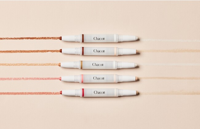 【Chacott COSMETICS】光と影の効果で美しく表現する顔面補正メイクアイテム「ダブルマルチクレヨン」(全5色)を10月27日（金）に新発売！
