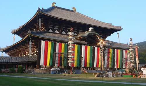 東大寺を開山した良弁僧正 1250年忌の大法要「東大寺開山良弁僧正1250年御遠忌」の模様を3日間にわたりニコ生でライブ中継