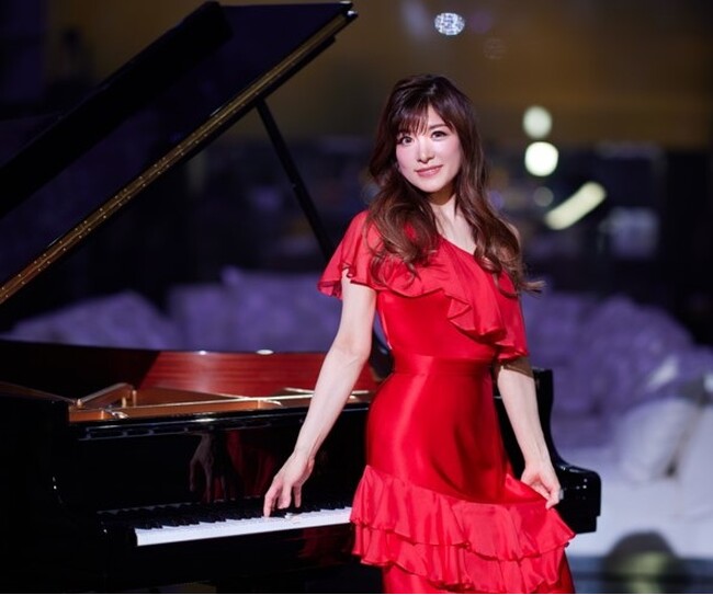 名鉄グランドホテル『高木里代子 Firstクリスマスディナーショー』
