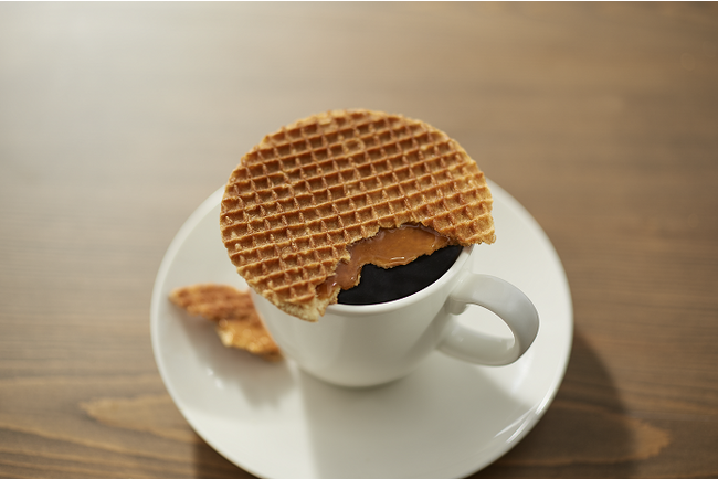10/18（水）から順次　オランダ、ベルギー、フランスの菓子　発売のお知らせ