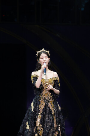 IUデビュー15周年記念『IU CONCERT: THE GOLDEN HOUR』追加公開の上映劇場に新たな３劇場が追加に！