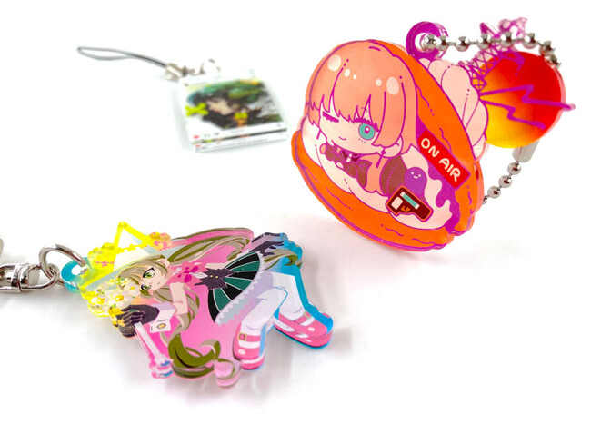 《アクリルグッズの新プリントサービス開始のお知らせ》フチなしアクリルキーホルダーが新登場！（2023/10/17）