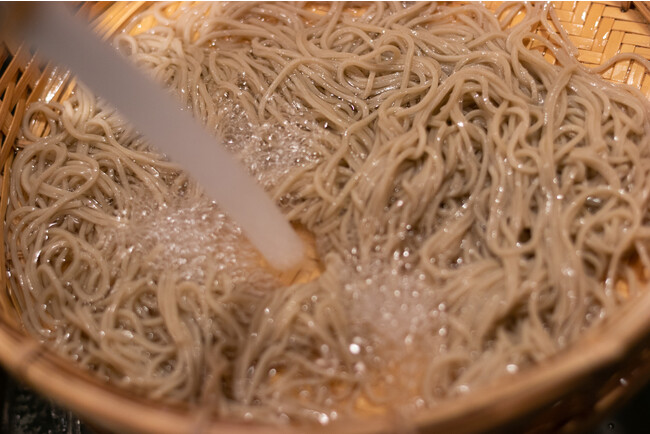 【十割蕎麦を“つけ蕎麦”スタイルで味わう】十割蕎麦の香りとのどごしを最大限に楽しむ港区青山「十割蕎麦　否否三杯」10月19日（木）11：00オープン