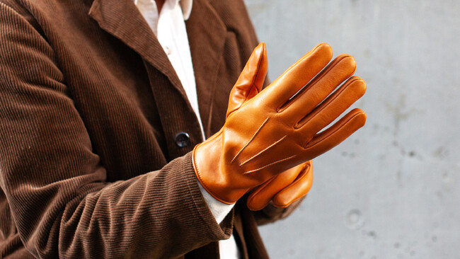 冬の季節の自転車に最適な、高い防風性の「洗えるレザーグローブ」が発売【WONDER BAGGAGE】