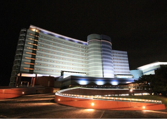 【琵琶湖ホテル】ホテル外観のライトアップにかかるCO2排出をゼロに