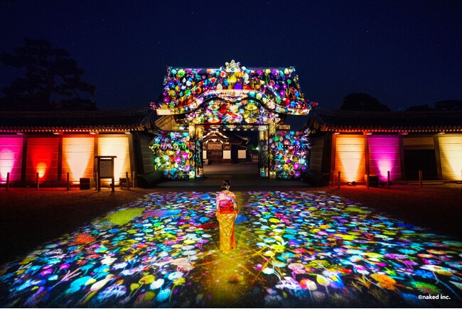 ＜@aroma × NAKED FLOWERS 2023 秋 世界遺産・二条城＞京都の紅葉を満喫するアートイベントを天然アロマで演出