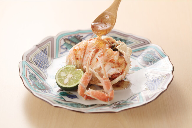 【金沢東急ホテル】カニの季節到来！冬の味覚「香箱蟹」を満喫　＜九谷焼きのお皿で楽しむ香箱がにと郷土料理コース＞11 月 7 日より販売開始