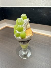 驚きの11層仕立て！究極の『シャインマスカットプリンパフェ』が倉敷美観地区のご当地プリン専門店「倉敷プリン」にて販売開始
